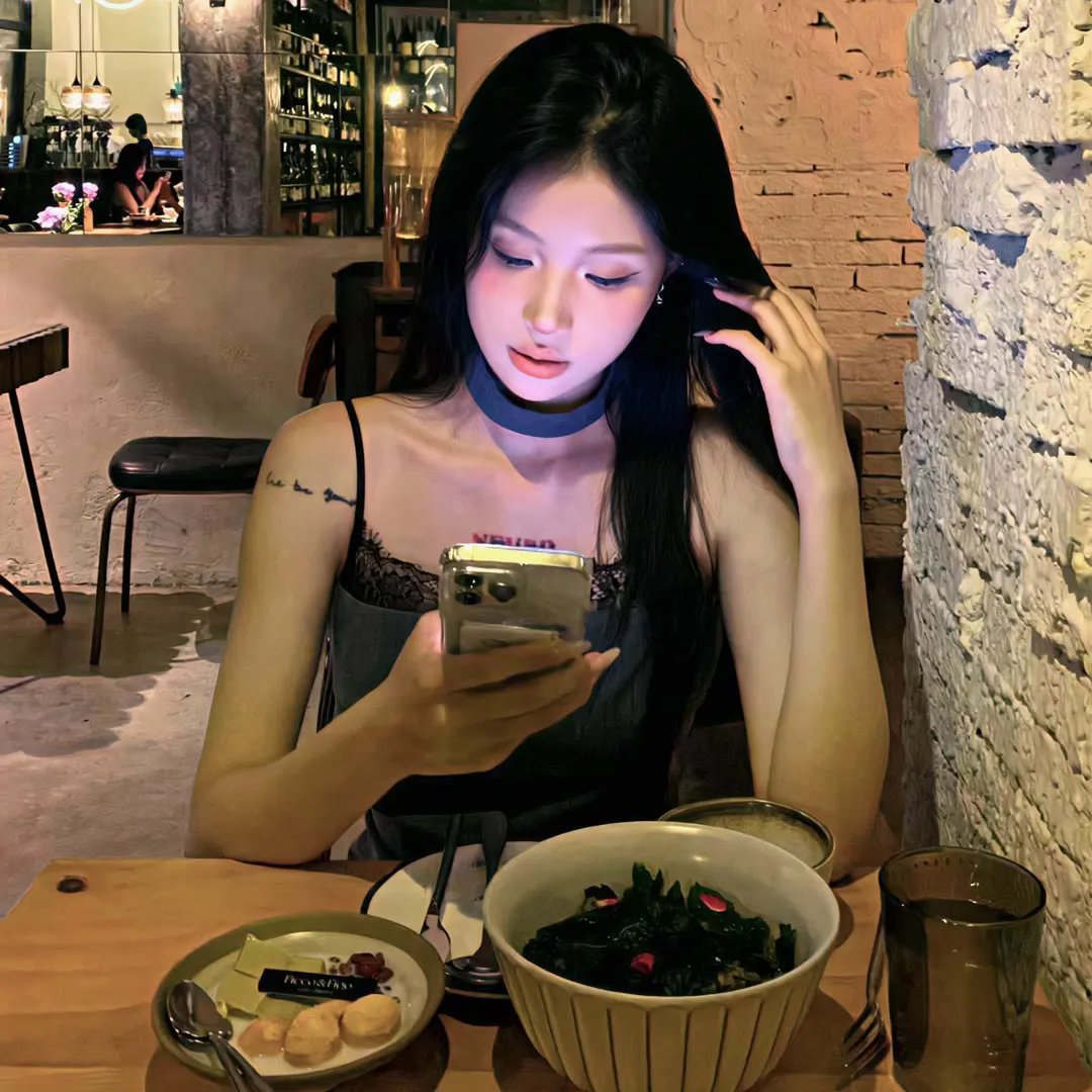 亚历克斯与艾玛